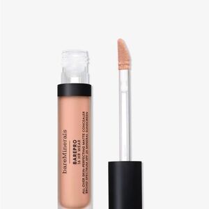 NIB bareMinerals BAREPRO 16 Hour Matte Concealer - Fair 150 Cool